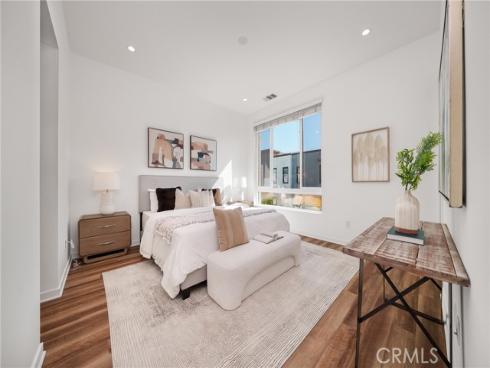 152  Schick  , Irvine, CA