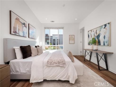 152  Schick  , Irvine, CA