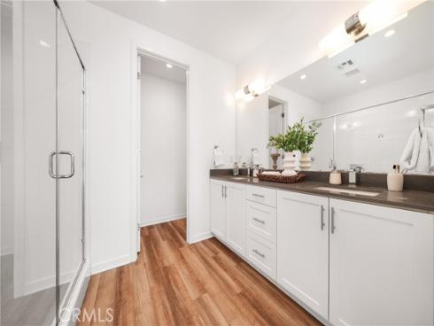 152  Schick  , Irvine, CA