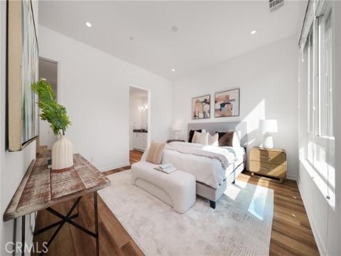 152  Schick  , Irvine, CA