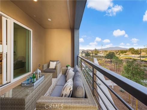 118  Abacus  1 , Irvine, CA