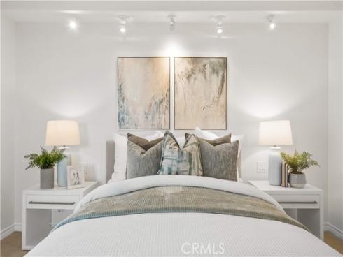 2233  Martin  204 , Irvine, CA