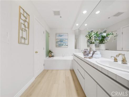 2233  Martin  204 , Irvine, CA