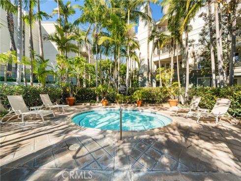 2233  Martin  204 , Irvine, CA