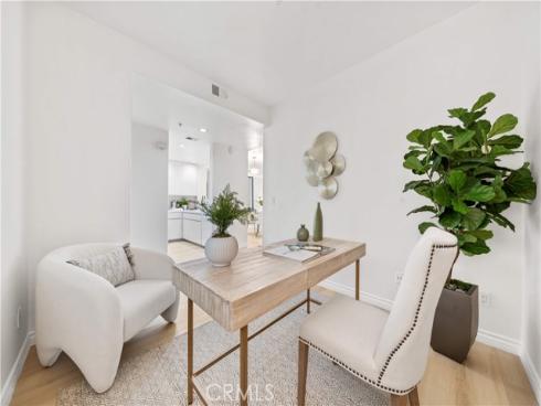 2233  Martin  204 , Irvine, CA