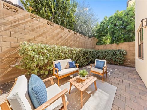 77  Painted Trellis  , Irvine, CA