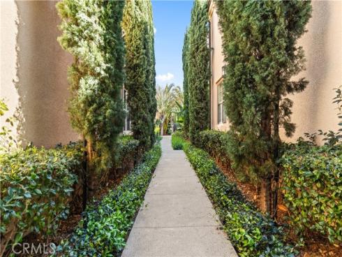 77  Painted Trellis  , Irvine, CA