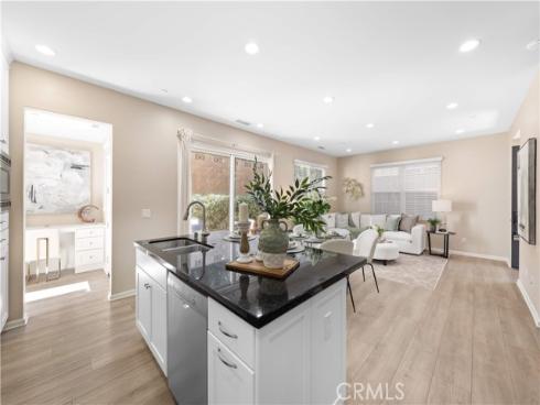 77  Painted Trellis  , Irvine, CA