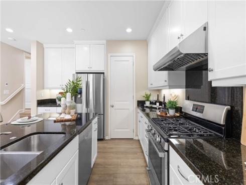 77  Painted Trellis  , Irvine, CA