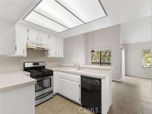 262  Lemon Grove  , Irvine, CA