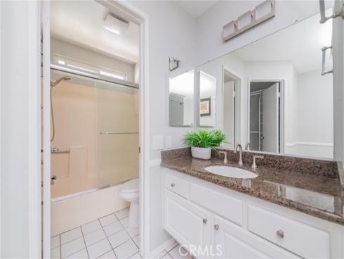 83  Huntington  278 , Irvine, CA