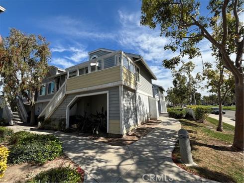 83 Huntington 278 , Irvine, CA