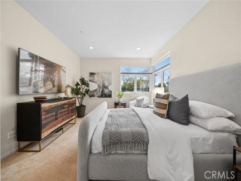 101  Newington  , Irvine, CA