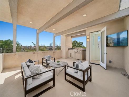 101  Newington  , Irvine, CA