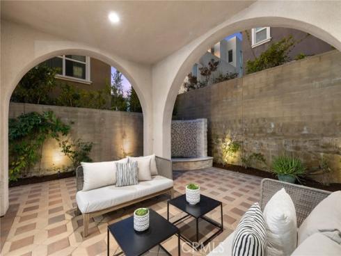 101  Newington  , Irvine, CA