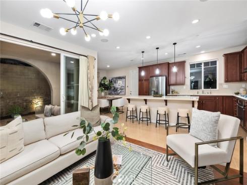 101  Newington  , Irvine, CA