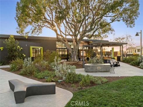 101  Newington  , Irvine, CA