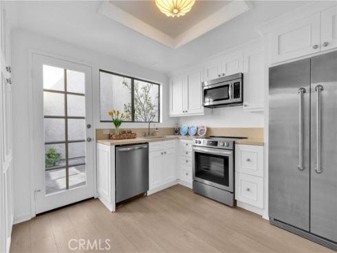 94  Smokestone  , Irvine, CA