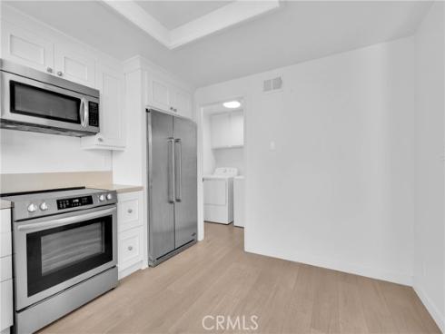 94  Smokestone  , Irvine, CA