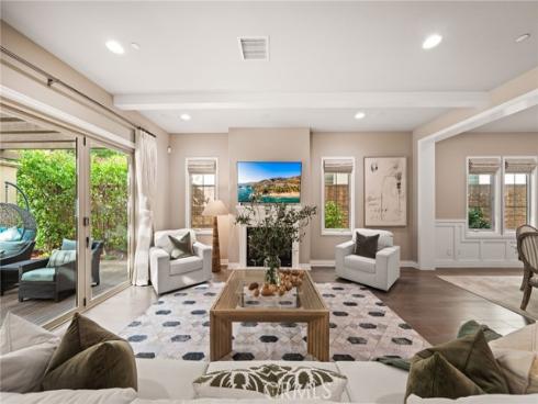 46  Shadybend  , Irvine, CA