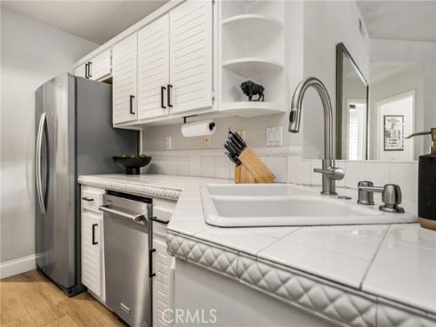 51  Lehigh Aisle  , Irvine, CA