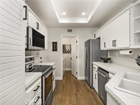 51  Lehigh Aisle  , Irvine, CA