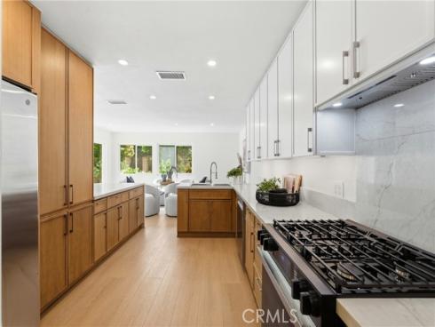 41  Seton Rd  , Irvine, CA