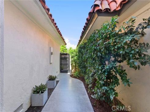 41  Seton Rd  , Irvine, CA