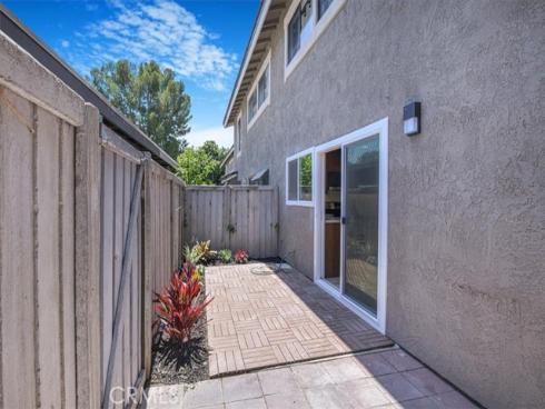 229  Springview  , Irvine, CA