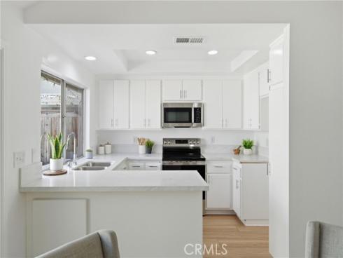 3  Wintergreen  , Irvine, CA