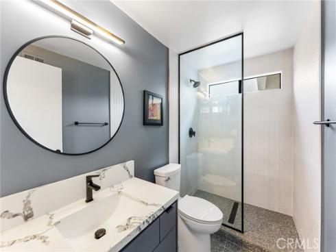 45  Morena  , Irvine, CA