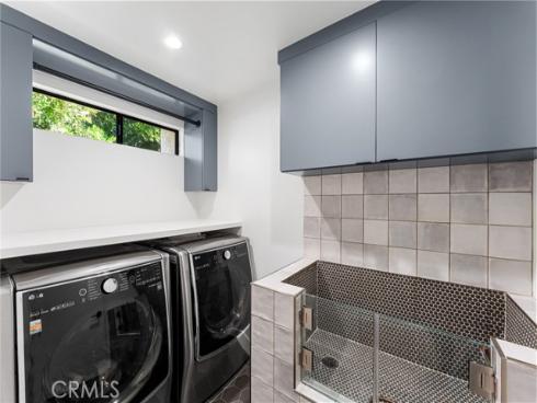 45  Morena  , Irvine, CA