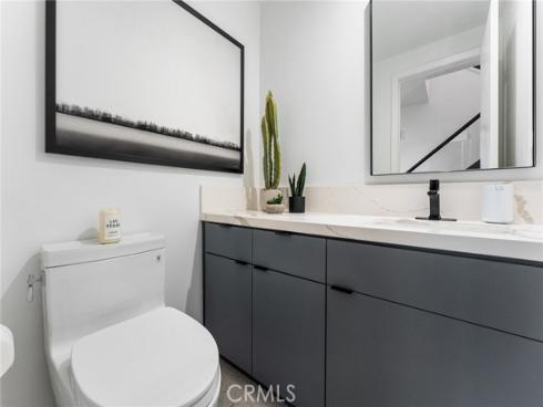 45  Morena  , Irvine, CA