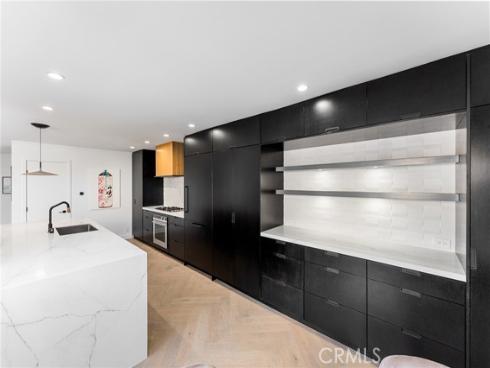 45  Morena  , Irvine, CA