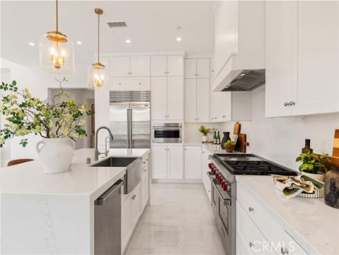 135  Sunnyslope  , Irvine, CA