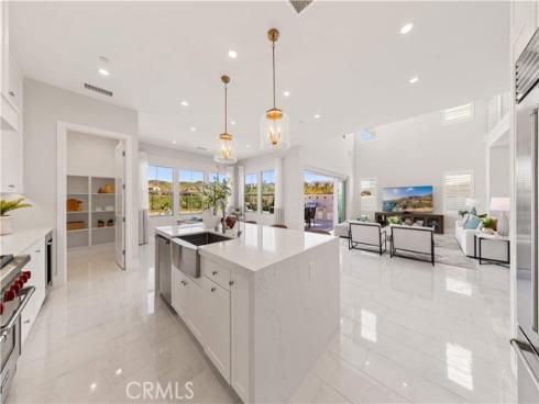 135  Sunnyslope  , Irvine, CA