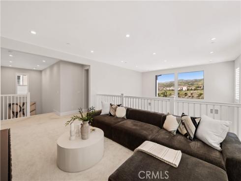 135  Sunnyslope  , Irvine, CA