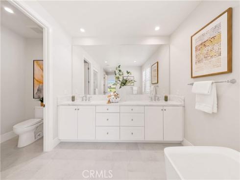 135  Sunnyslope  , Irvine, CA