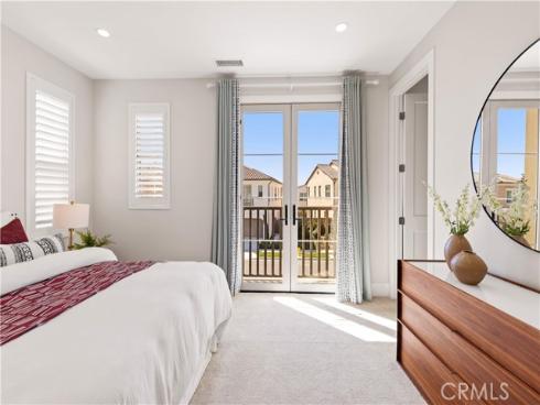 135  Sunnyslope  , Irvine, CA