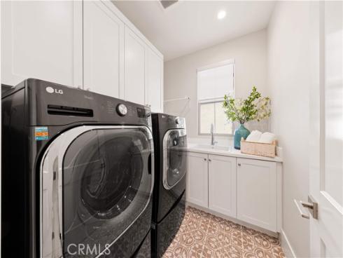 135  Sunnyslope  , Irvine, CA