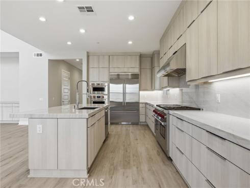 140  Creation  , Irvine, CA