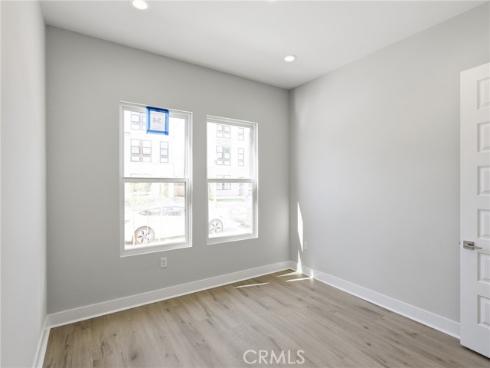 140  Creation  , Irvine, CA