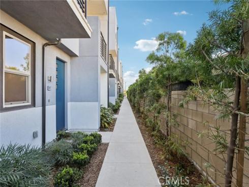 337  Placemark  , Irvine, CA