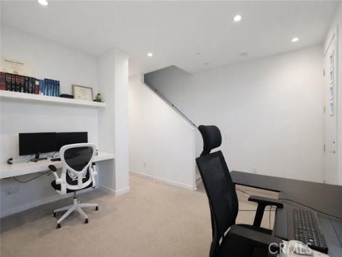 337  Placemark  , Irvine, CA