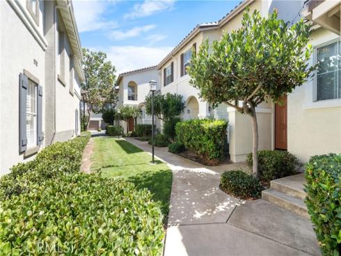 311  Falcon Creek  , Irvine, CA