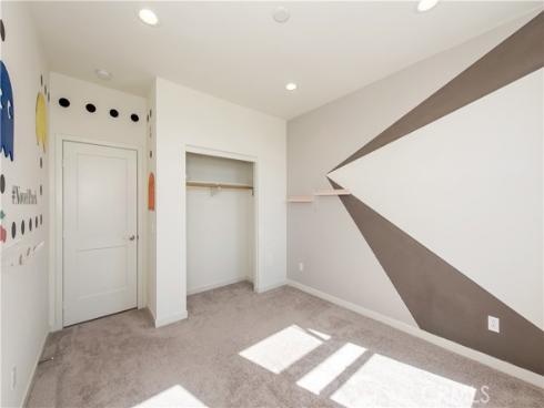 131  Mirth  , Irvine, CA