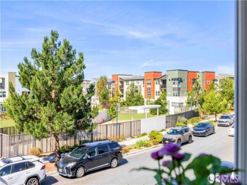 131  Mirth  , Irvine, CA