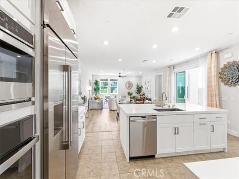 138  Chorus  , Irvine, CA