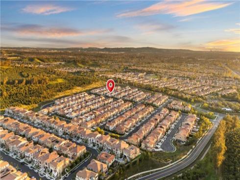 131  Bozeman  , Irvine, CA