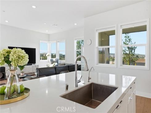 458  Loon  , Irvine, CA